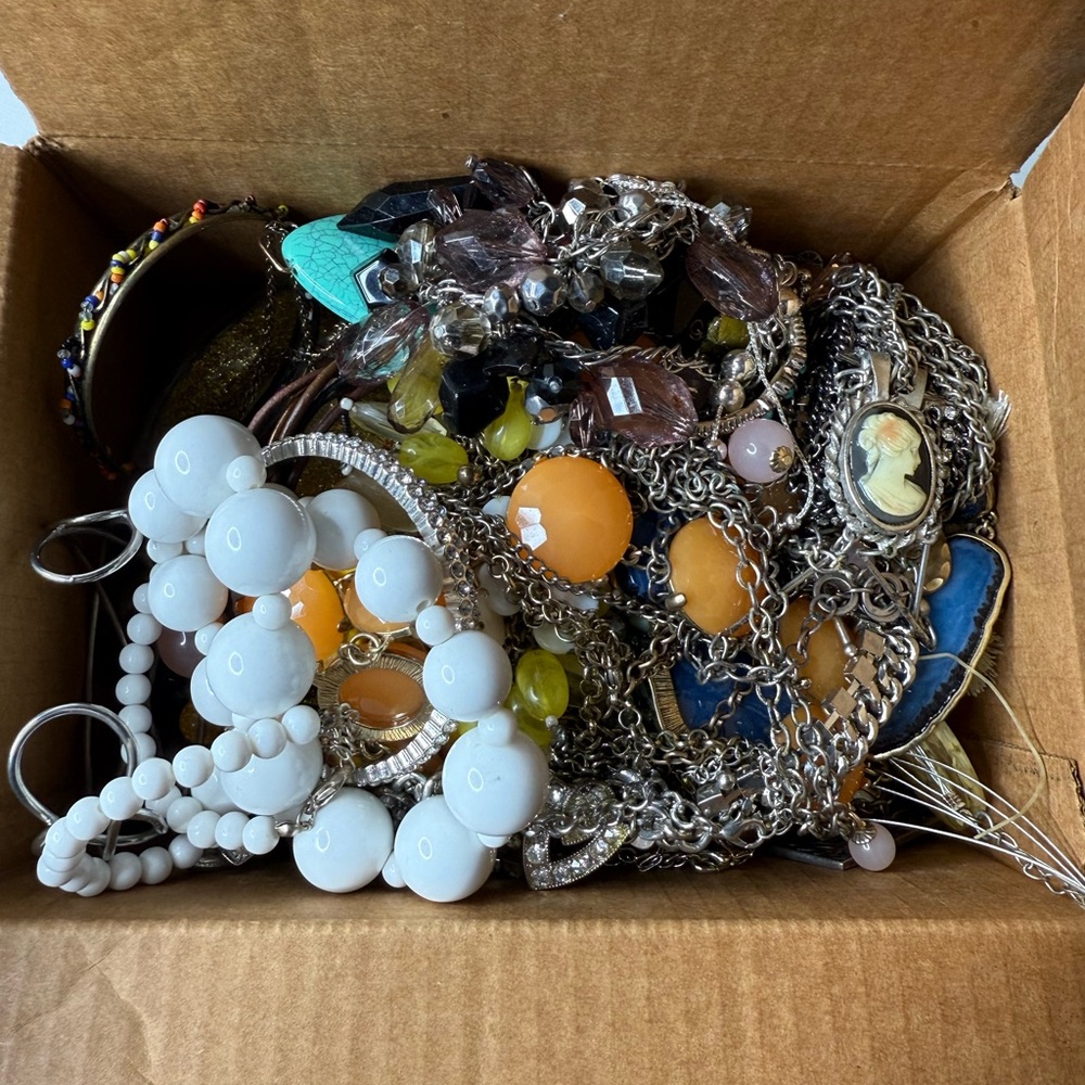 Jewelry lot